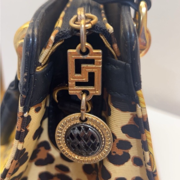 Versace Black and Gold Baroque Bag - Picture 5 of 12